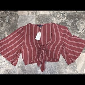 American Eagle crop top!